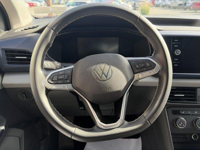 2022 Volkswagen Taos SE 4MOTION