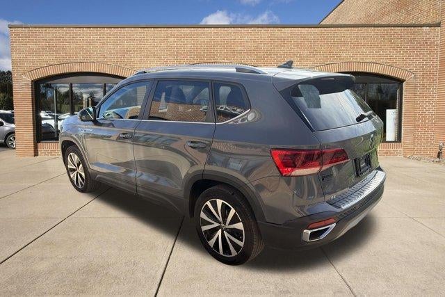 2022 Volkswagen Taos SE 4MOTION