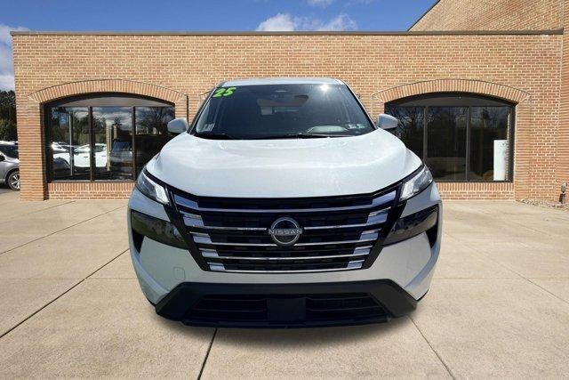 2025 Nissan Rogue AWD SV