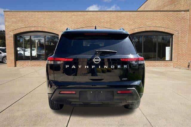 2025 Nissan Pathfinder SV 4WD