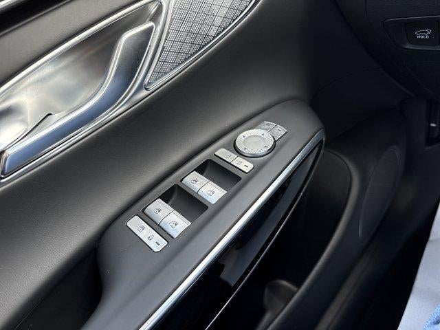 2025 Genesis GV70 2.5T AWD