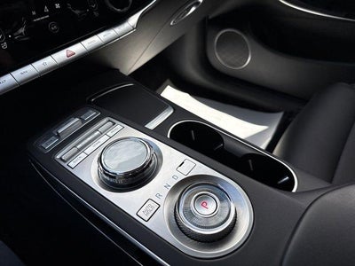 2025 Genesis GV70 2.5T AWD