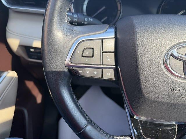 2021 Toyota Highlander XLE AWD (Natl)