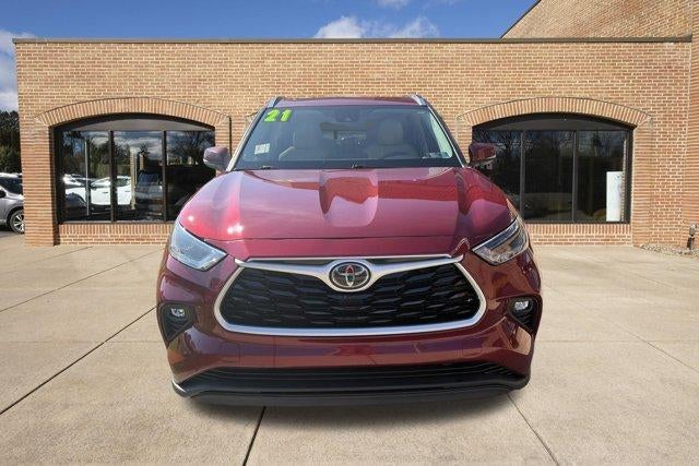 2021 Toyota Highlander XLE AWD (Natl)