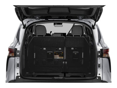2025 Toyota Sienna LE FWD 8-Passenger (Natl)