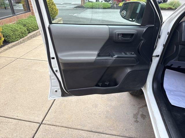 2020 Toyota Tacoma 4WD 4WD SR Access Cab 6' Bed I4 AT (SE)