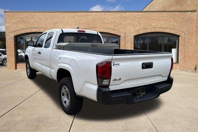 2020 Toyota Tacoma 4WD 4WD SR Access Cab 6' Bed I4 AT (SE)
