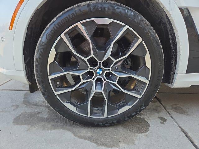 2026 BMW X7 M60i Sports Activity Vehicle