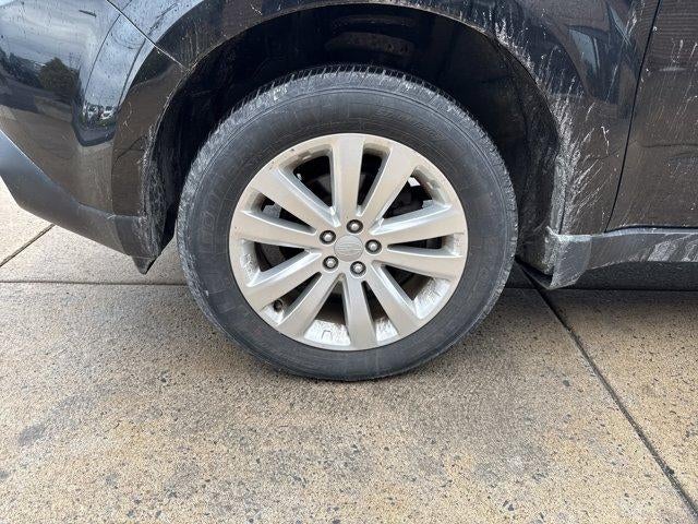 2011 Subaru Forester 2.5X Touring with Navigation