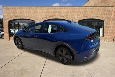 2025 Toyota Prius LE (Natl)