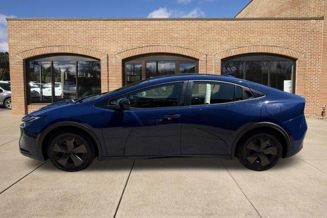 2025 Toyota Prius LE (Natl)