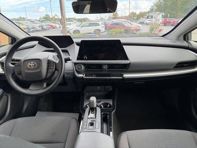2025 Toyota Prius LE (Natl)