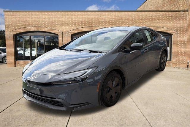 2025 Toyota Prius LE (Natl)
