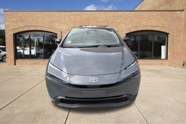 2025 Toyota Prius LE (Natl)