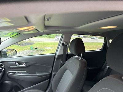 2022 Hyundai KONA SEL Auto AWD