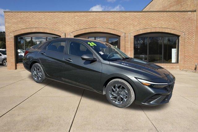 2024 Hyundai ELANTRA SEL IVT