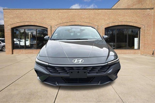 2024 Hyundai ELANTRA SEL IVT