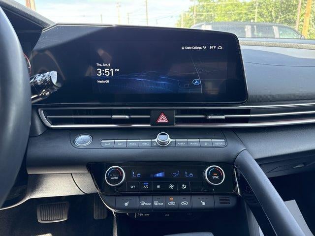 2024 Hyundai ELANTRA Limited IVT