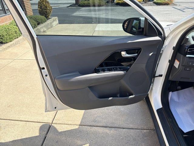 2020 Kia Niro LXS FWD