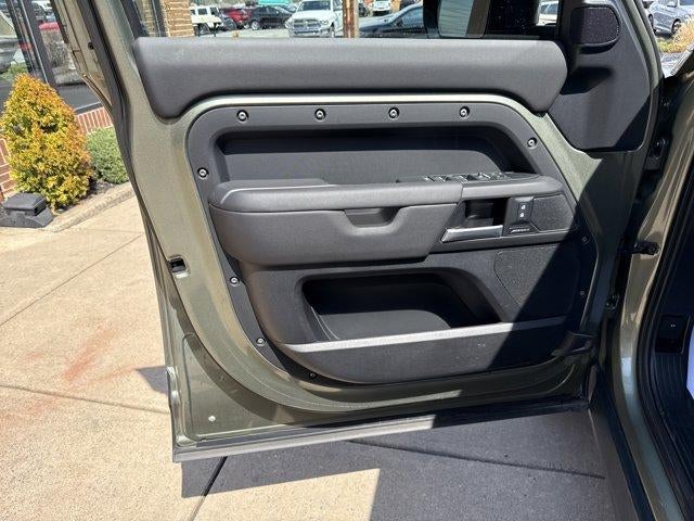 2025 Land Rover Defender 110 P300 S
