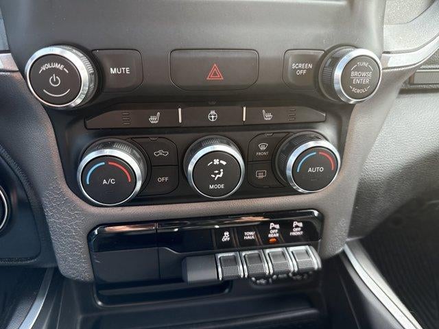 2021 RAM 1500 Big Horn 4x4 Crew Cab 5'7" Box