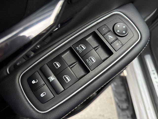 2024 RAM 1500 Limited 4x4 Crew Cab 5'7" Box