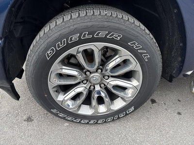 2021 RAM 1500 Laramie 4x4 Crew Cab 5'7" Box