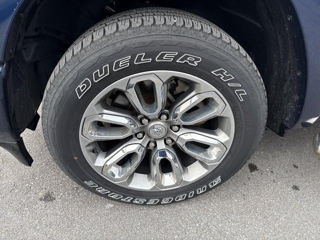 2021 RAM 1500 Laramie 4x4 Crew Cab 5'7" Box