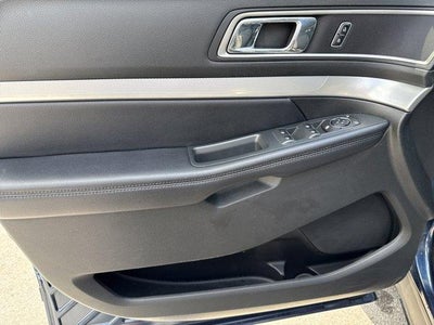 2016 Ford Explorer 4WD 4dr XLT