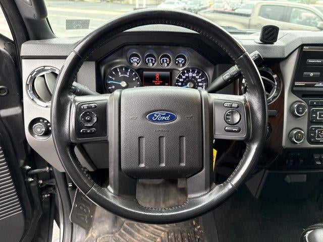 2015 Ford Super Duty F-250 SRW 4WD Crew Cab 6-3/4 Ft Box Lariat