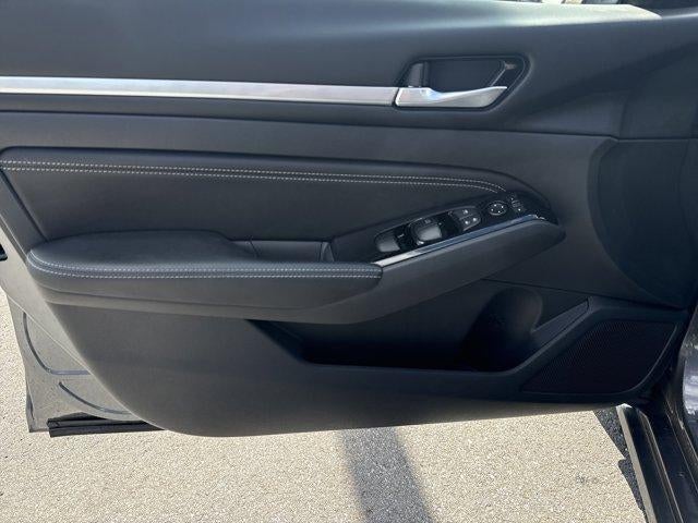 2023 Nissan Altima 2.5 SV Sedan