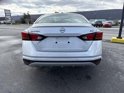 2024 Nissan Altima 2.5 SV Sedan
