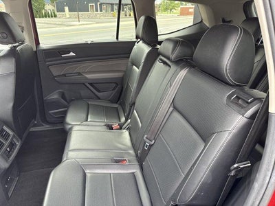 2022 Volkswagen Atlas 2.0T SE w/Technology 4MOTION