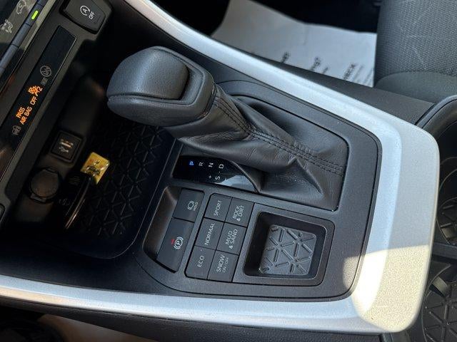 2025 Toyota RAV4 XLE AWD (Natl)