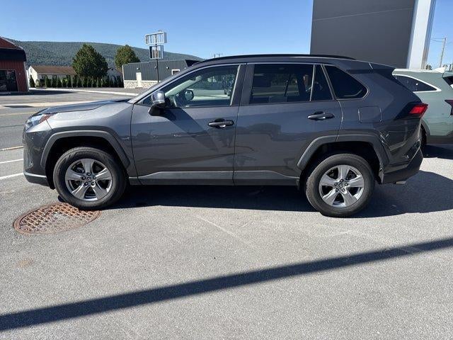 2025 Toyota RAV4 XLE AWD (Natl)