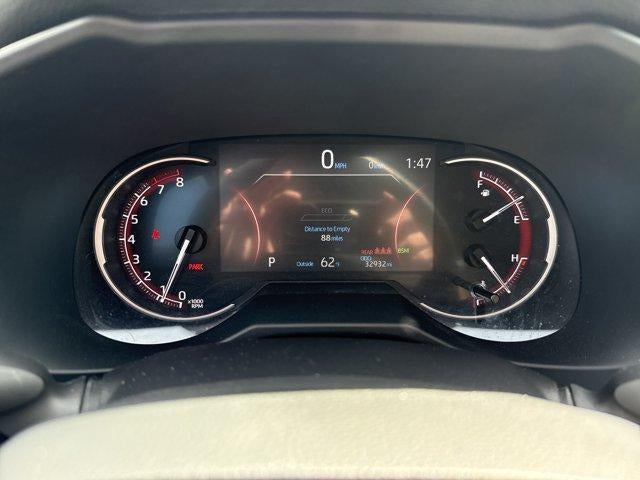 2025 Toyota RAV4 XLE AWD (Natl)