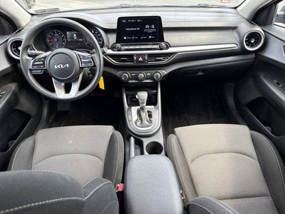 2024 Kia Forte LXS IVT