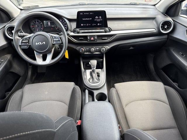2024 Kia Forte LXS IVT