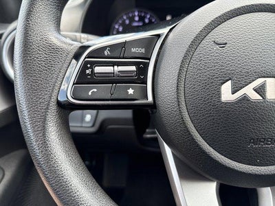 2024 Kia Forte LXS IVT