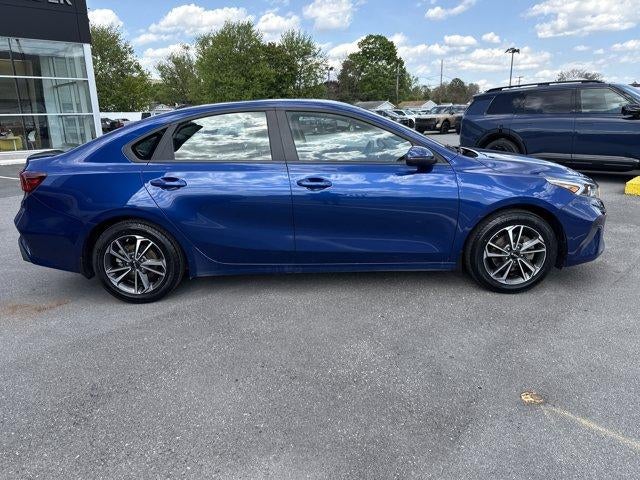 2024 Kia Forte LXS IVT