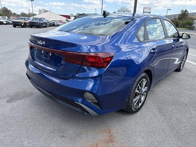 2024 Kia Forte LXS IVT