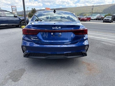 2024 Kia Forte LXS IVT