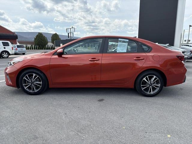 2023 Kia Forte LXS IVT