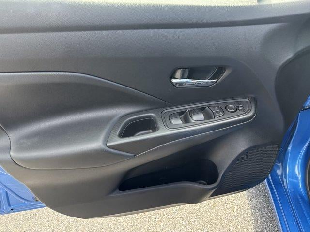 2024 Nissan Versa SV CVT