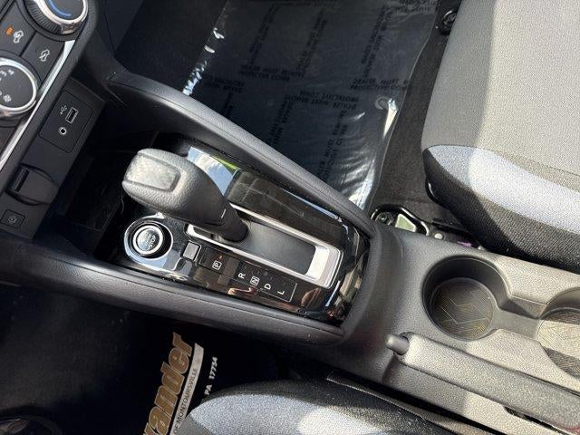 2024 Nissan Versa SV CVT
