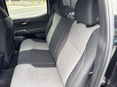 2023 Toyota Tacoma 4WD 4WD TRD Off Road Double Cab 5' Bed V6 AT (Natl)