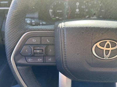 2026 Toyota Tacoma 4WD 4WD Limited Hybrid Double Cab 5' Bed AT (Natl)
