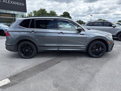 2022 Volkswagen Tiguan 2.0T SE R-Line Black 4MOTION