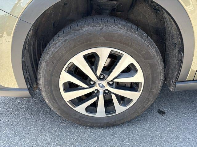 2022 Subaru Outback Premium CVT