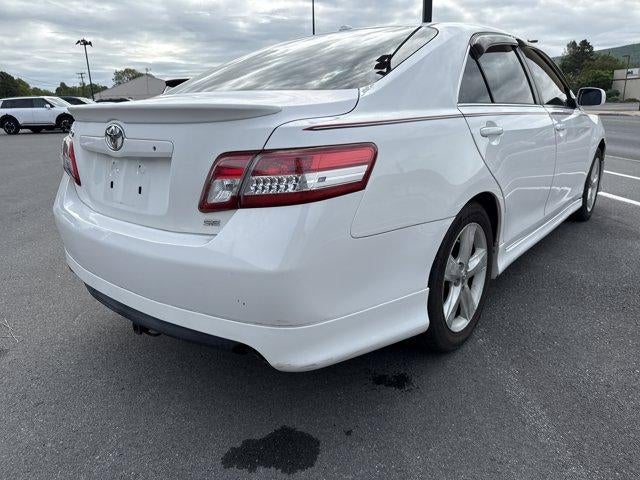 2011 Toyota Camry 4dr Sdn V6 Auto SE (Natl)